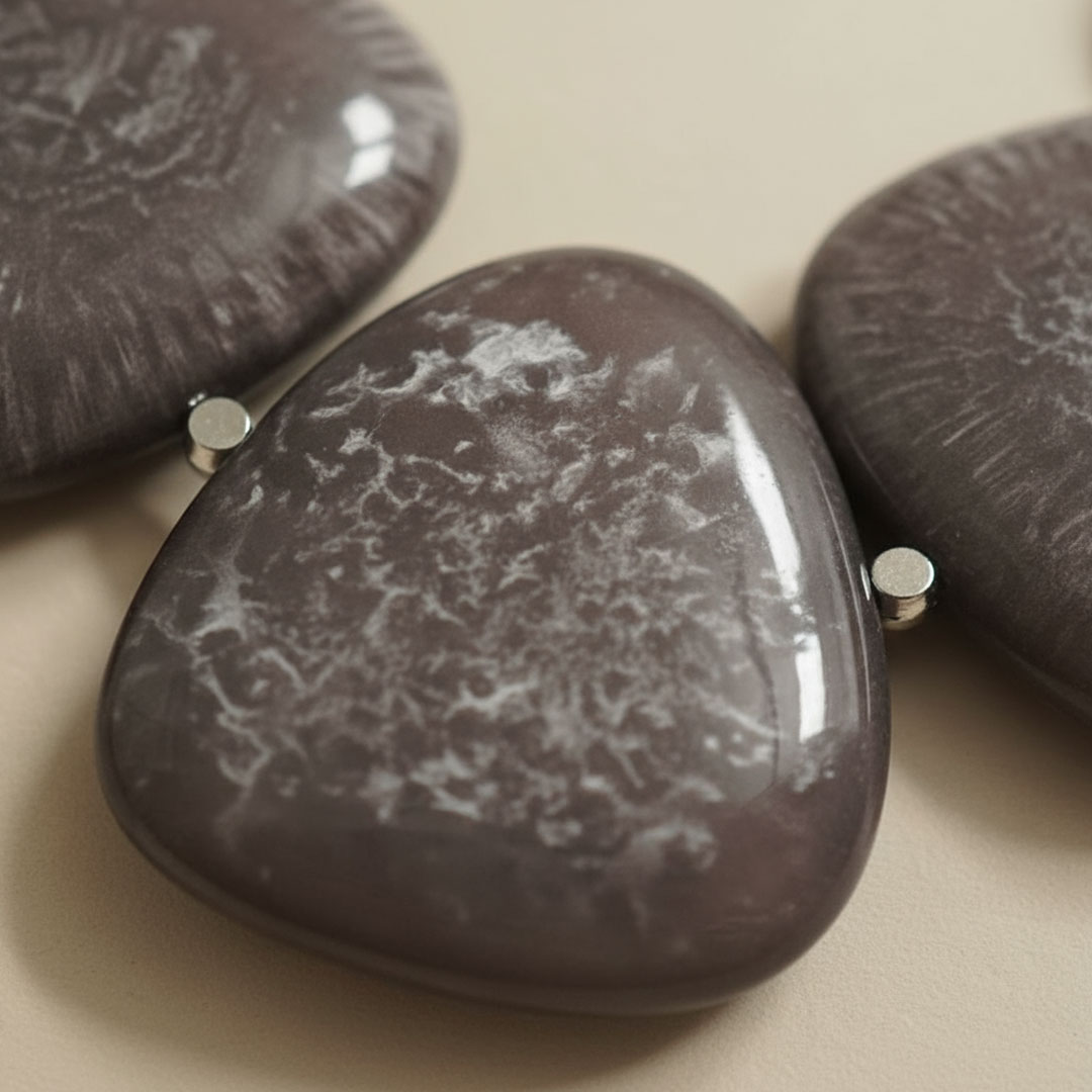 Black Polished Stone and Bead Necklace - Image 3