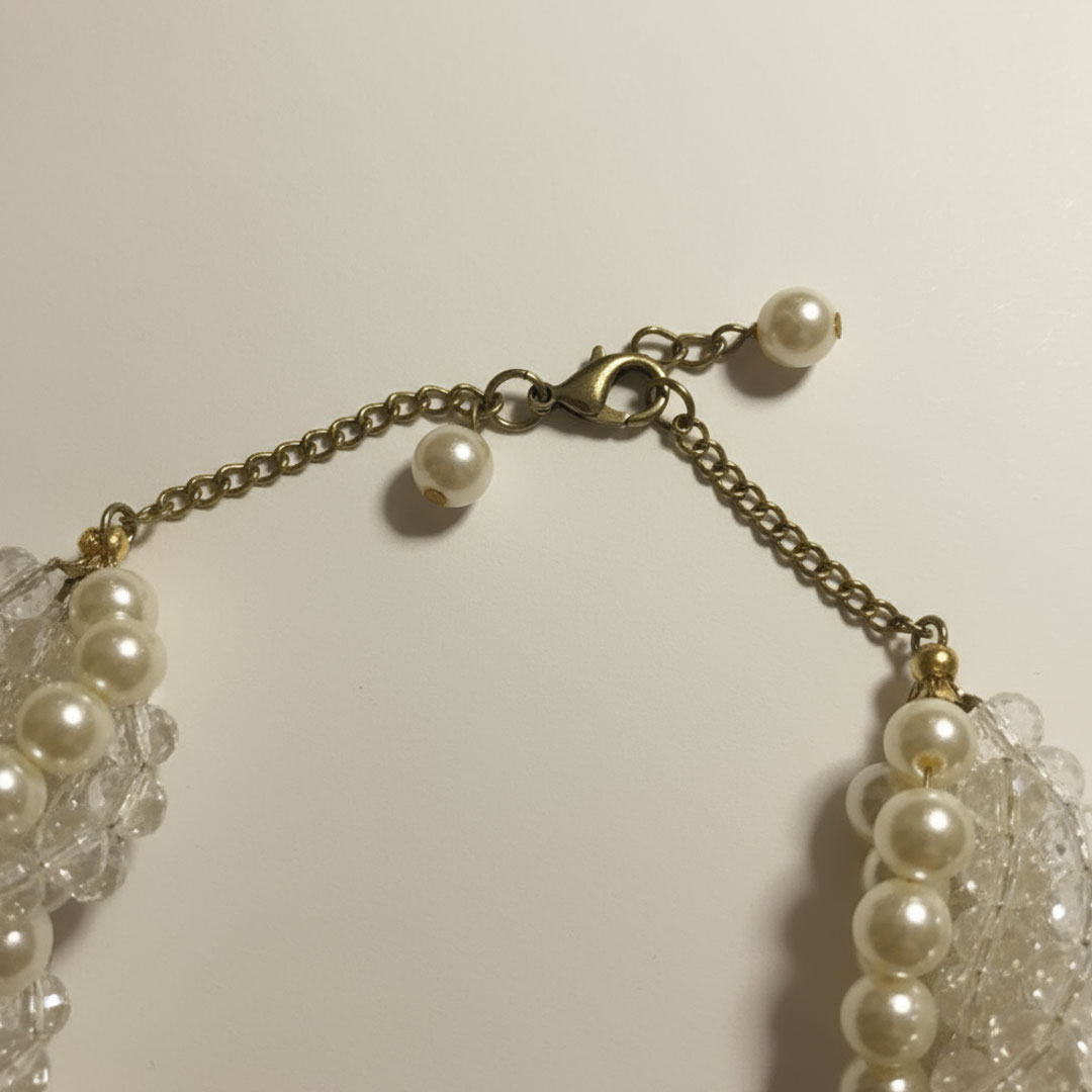 Ivory Pearl and Crystal Necklace with Gold Chain - Image 3